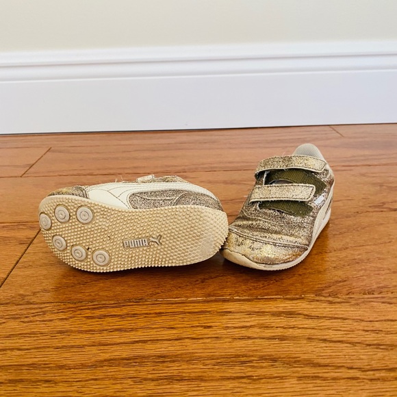 Puma | gold glitter sneakers. - Picture 7 of 7